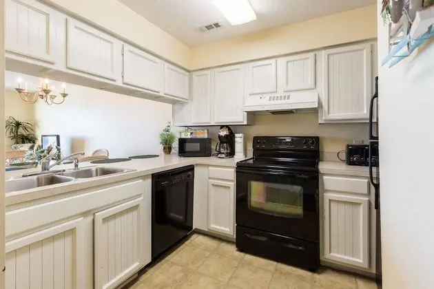 2 Bedroom, 2 Bathroom, Oceanview Condo