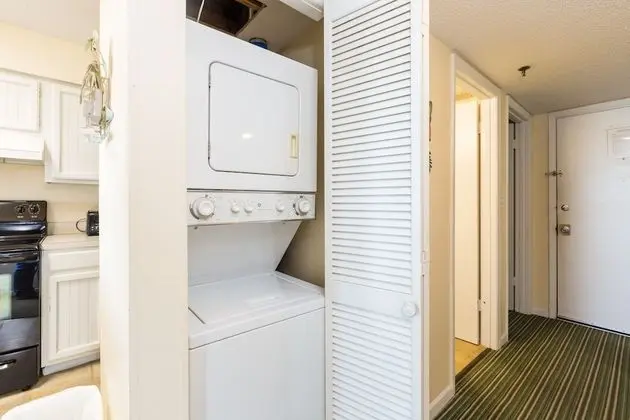 2 Bedroom, 2 Bathroom, Oceanview Condo