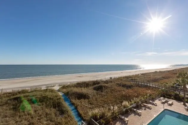 2 Bedroom, 2 Bathroom, Oceanview Condo