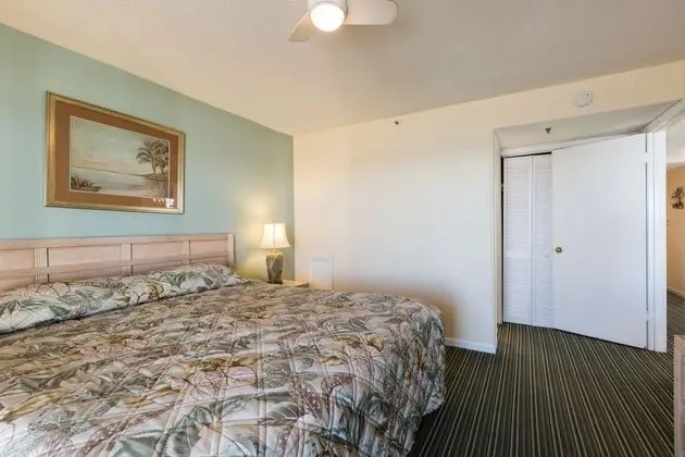 3 Bedroom, 3 Bathroom, Oceanfront Condo