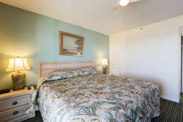 3 Bedroom, 3 Bathroom, Oceanfront Condo