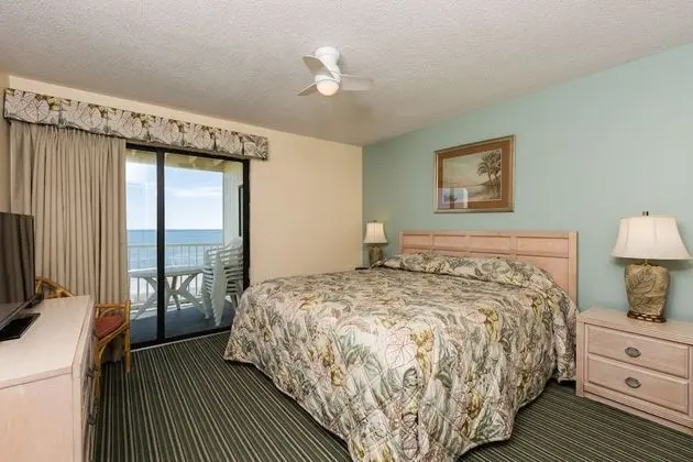 3 Bedroom, 3 Bathroom, Oceanfront Condo