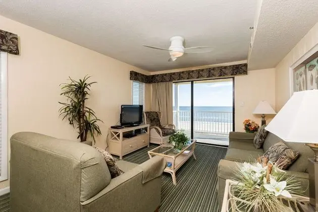 3 Bedroom, 3 Bathroom, Oceanfront Condo