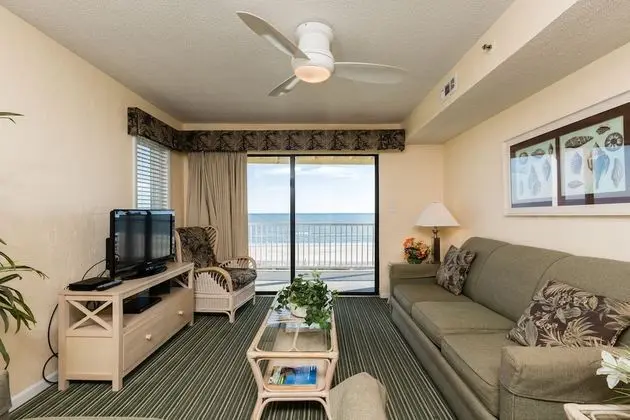 3 Bedroom, 3 Bathroom, Oceanfront Condo