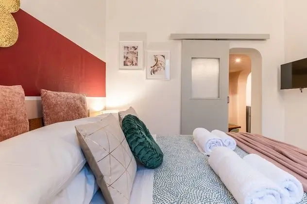 Traditional Apart Daire