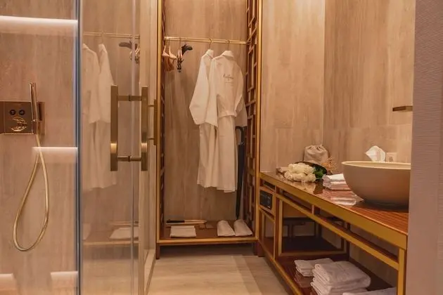 Superior Tek Büyük Yataklı Oda