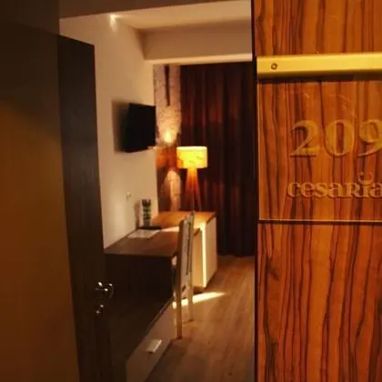 Comfort Üç Kişilik Oda, 1 Yatak Odası, Şehir Manzaralı, Bahçeli