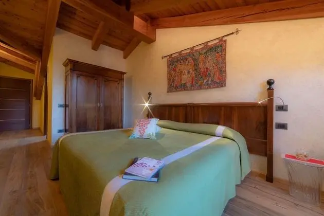 Superior Tek Büyük veya İki Ayrı Yataklı Oda