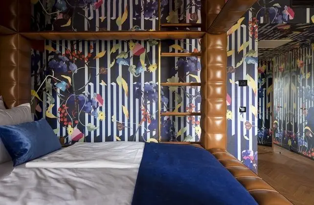 DELUXE PLUS ROOM