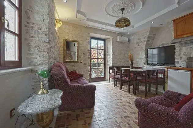 Apart Daire, 2 Yatak Odası, Balkon
