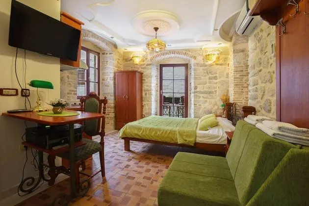 Stüdyo, Balkon