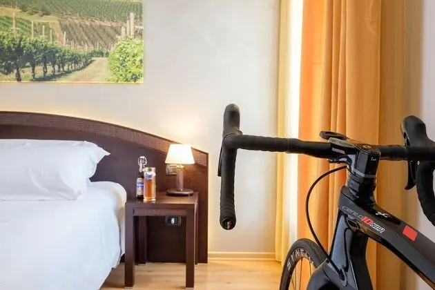 Classic Tek Büyük veya İki Ayrı Yataklı Oda