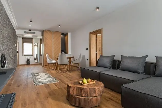 Deluxe Apart Daire