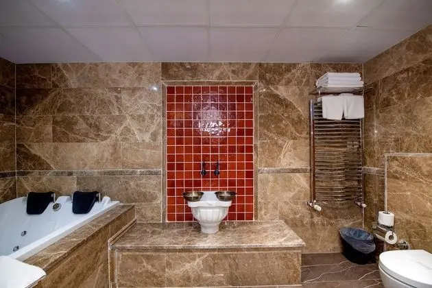 Queen - Hamam, Sauna, Jakuzi, Somine