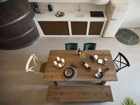 King suite with indoor plunge pool