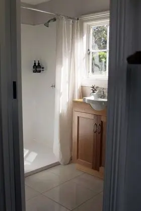 Kır Evi, Vadi Manzaralı