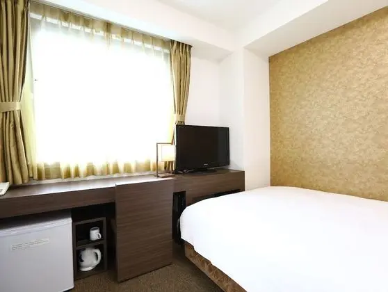 Economy Tek Büyük Yataklı Oda, Sigara İçilebilir (Small Double, 140cm Bed)