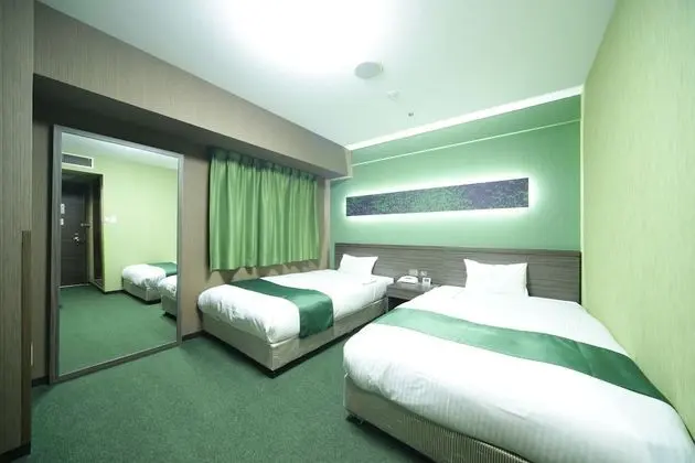 İki Ayrı Yataklı Oda, Sigara İçilebilir (120cm Beds,up to 2 People, 18.3sqm)