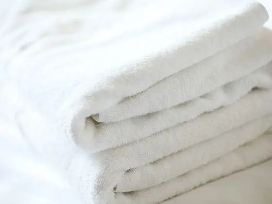 İki Ayrı Yataklı Oda, Sigara İçilebilir