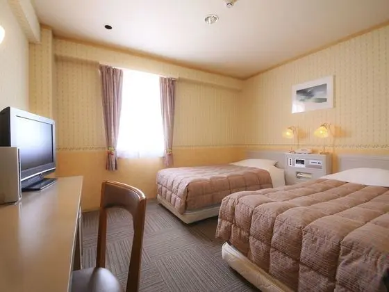 İki Ayrı Yataklı Oda, Sigara İçilmez