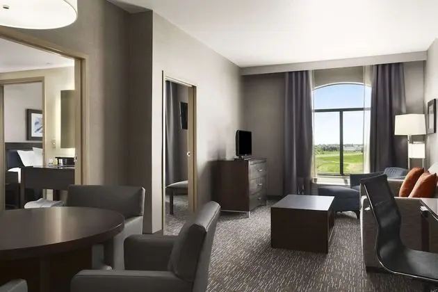 Süit, 1 Büyük (Queen) Boy Yatak, Sigara İçilmez (1 Bedroom)