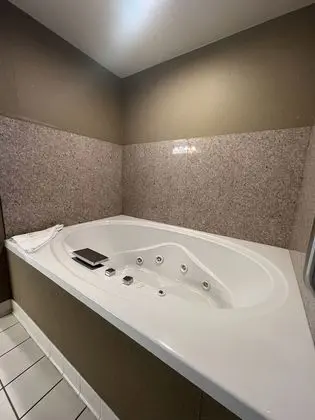 Süit, 1 En Büyük (King) Boy Yatak, Sigara İçilmez (1 Bedroom)