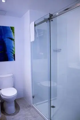 Süit, 1 En Büyük (King) Boy Yatak, Sigara İçilmez