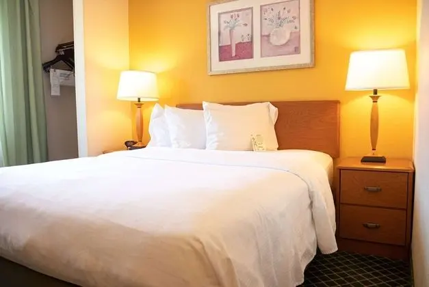 Oda, 1 Büyük (Queen) Boy Yatak, Sigara İçilmez