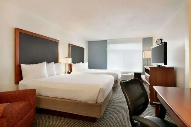 Standard Oda, 2 Büyük (Queen) Boy Yatak