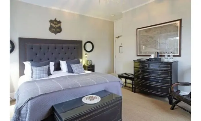 Premium Deluxe Room