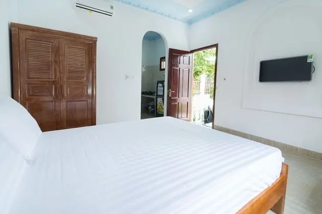 Bungalov, Havuz Manzaralı