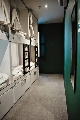Family Oda, Birden Çok Yatak, Sigara İçilmez (8-Pods)