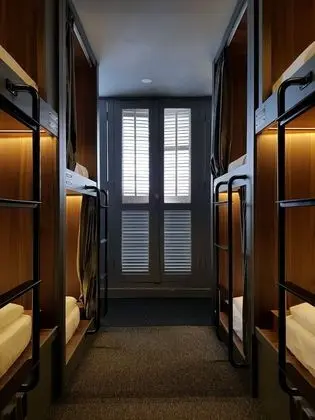 Ortak Ranzalı Oda, Sadece erkekler için (12-Beds)