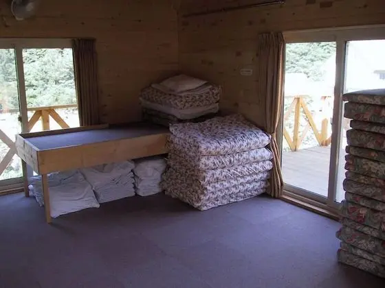 Kır Evi, Sigara İçilmez, Dağ Manzaralı