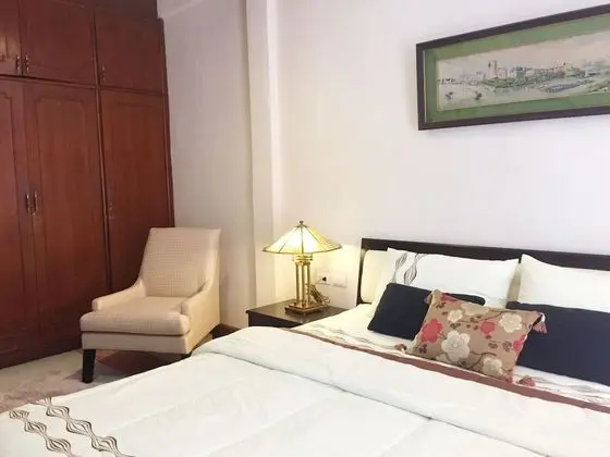 Deluxe King Bed (Oriental Room)