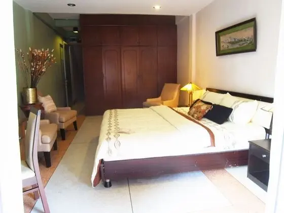 Deluxe King Bed (Oriental Room)