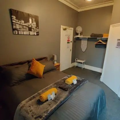 Deluxe Tek Büyük veya İki Ayrı Yataklı Oda