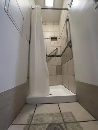 Deluxe Oda (with Shared Bathroom)