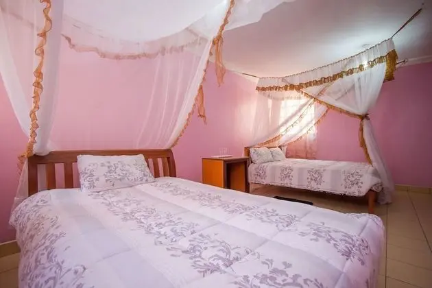 Standard Üç Kişilik Oda