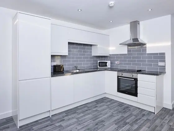 Carmine Suite, Winter Gardens 2 Beds Apartment