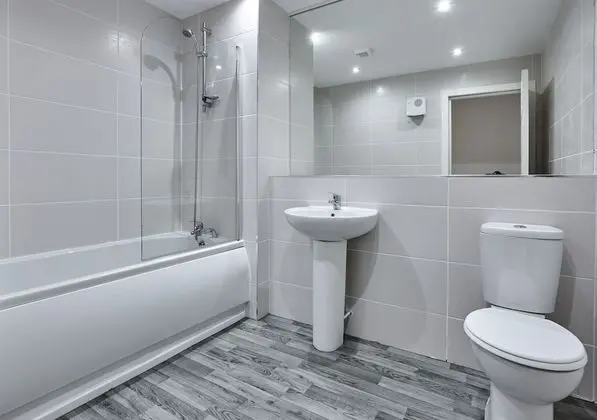 Carmine Suite, Winter Gardens 2 Beds Apartment