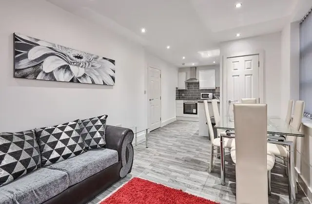 Scarlet Suite, Winter Gardens 1 Bed Apartment