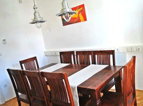 Apart Daire, 3 Yatak Odası, Bahçe Manzaralı
