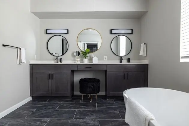 Design Oda, 2 Büyük (Queen) Boy Yatak, Dağ Manzaralı