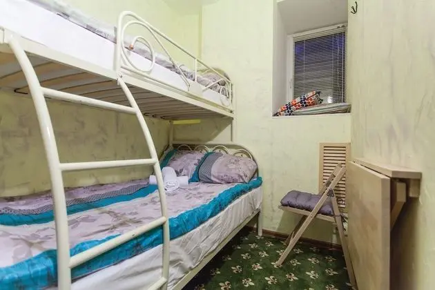 Tek Büyük Yataklı Oda, Ortak Banyo