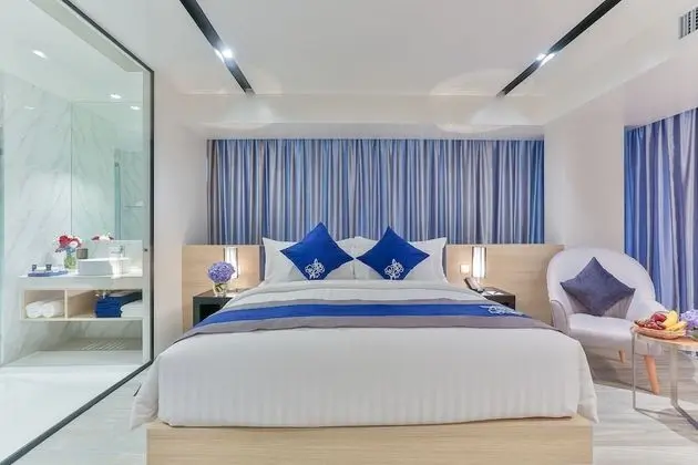 Deluxe Tek Büyük Yataklı Oda