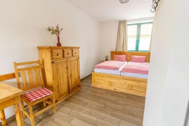 Standard İki Ayrı Yataklı Oda, Avlu Manzaralı, Bahçeli