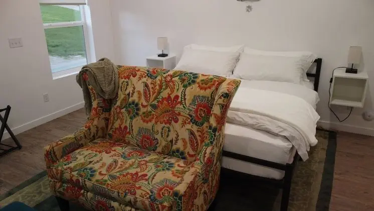 Family Tek Büyük Yataklı Oda