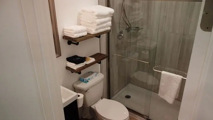 Family Tek Büyük Yataklı Oda