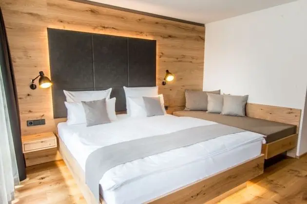 Comfort Tek Büyük Yataklı Oda